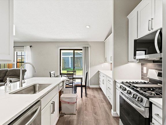 3rd image of 1116 Coventry Way APT B