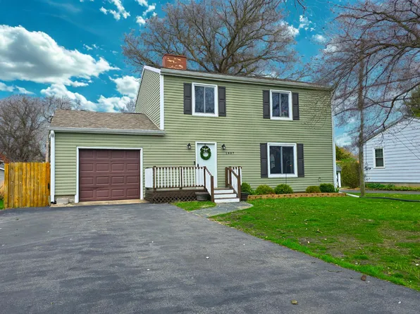 1607 Evans Ave, Valparaiso, IN 46383