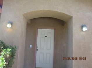 513 Yellow Meadow Ct #B, Bakersfield, CA 93308