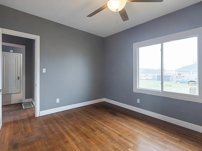 456 Bridge St — Photo 12