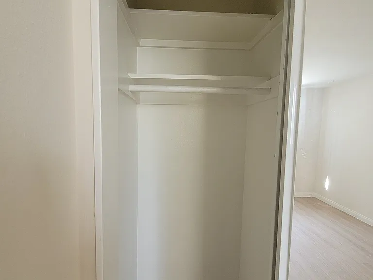 The Alexa Apartments — Photo 22