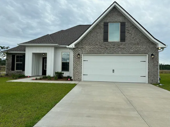 6 Bon Ami Dr, Freeport, FL 32439