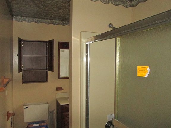 bathroom11