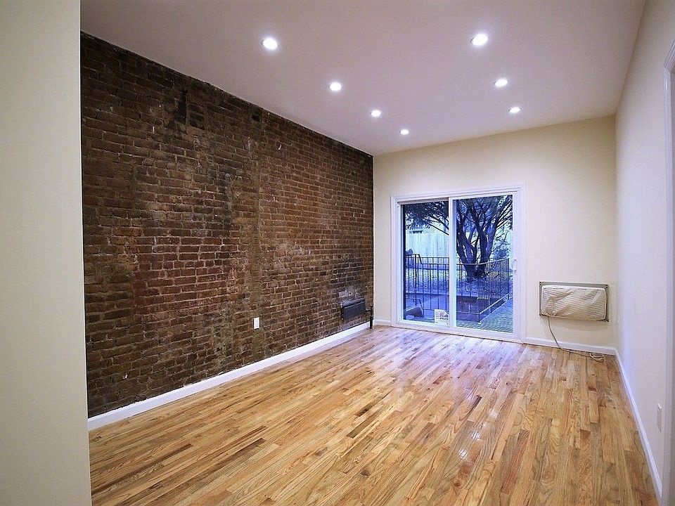 1st image of 40 W 85th St #Ug