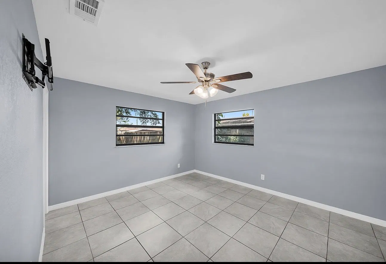 3 bed, 1278 sqft, $2,000 — Photo 4