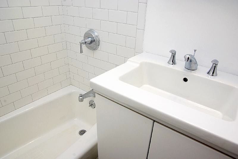 2nd image of 100 Tremont St APT 08