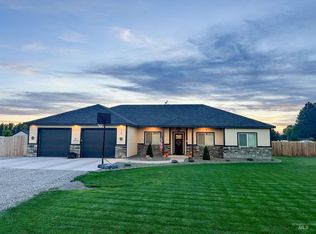 3464 Park Ave, Burley, ID 83318