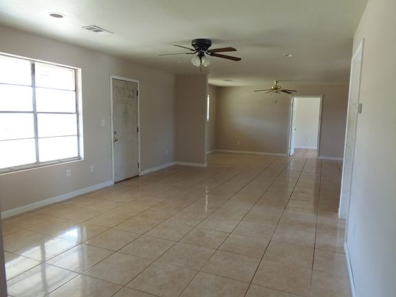 5th image of 4905 Leisure Dr