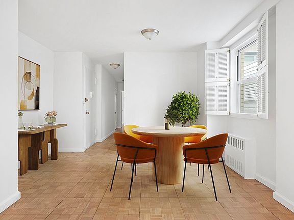 3rd image of 520 E 72nd St APT 9A