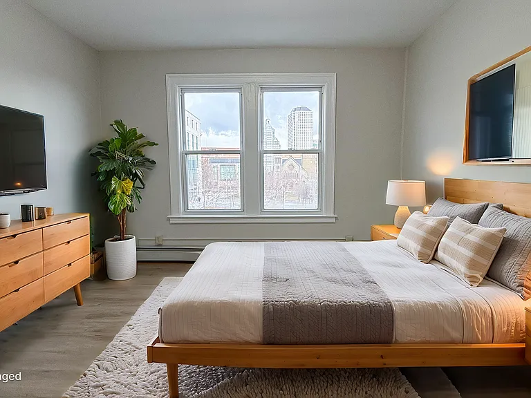 291 Buckingham St / Luca Investments LLC — Photo 27