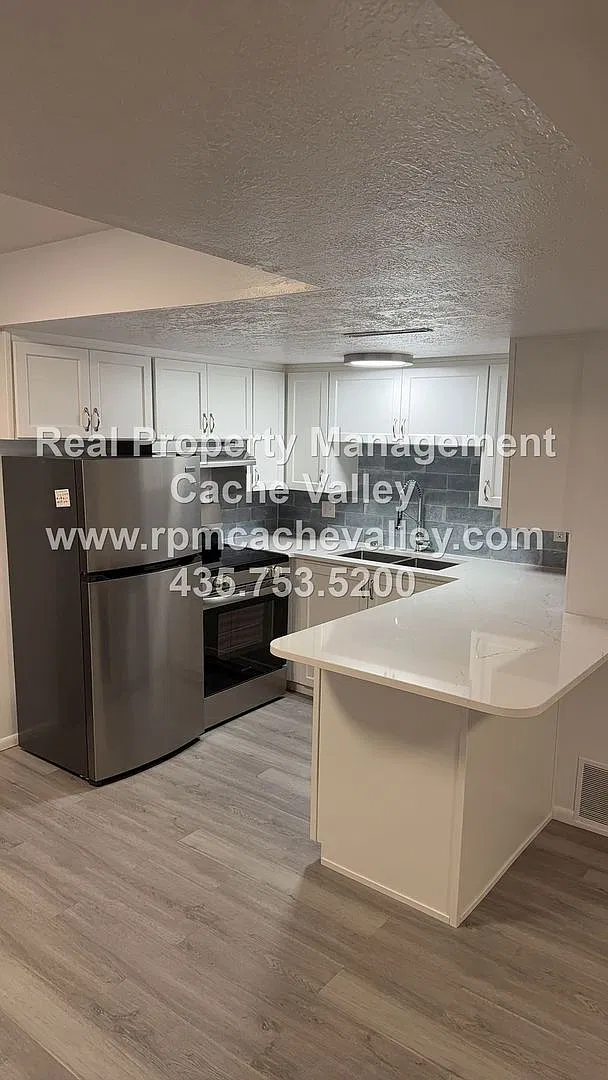 1289 N 400 E — Photo 3