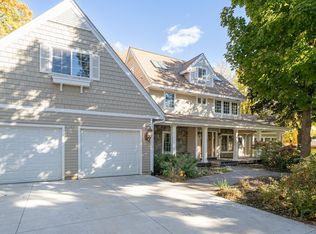 612 Nelson Rd, Maple Plain, MN 55359