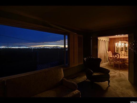 5th image of 3202 S Yosemite Dr
