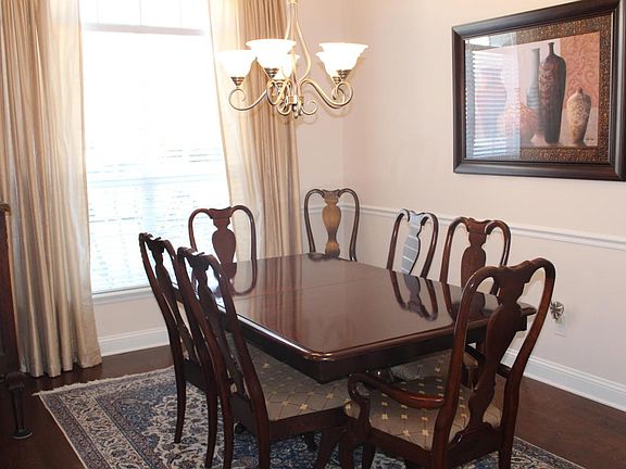 4th image of 2562 Winged Elm Dr E
