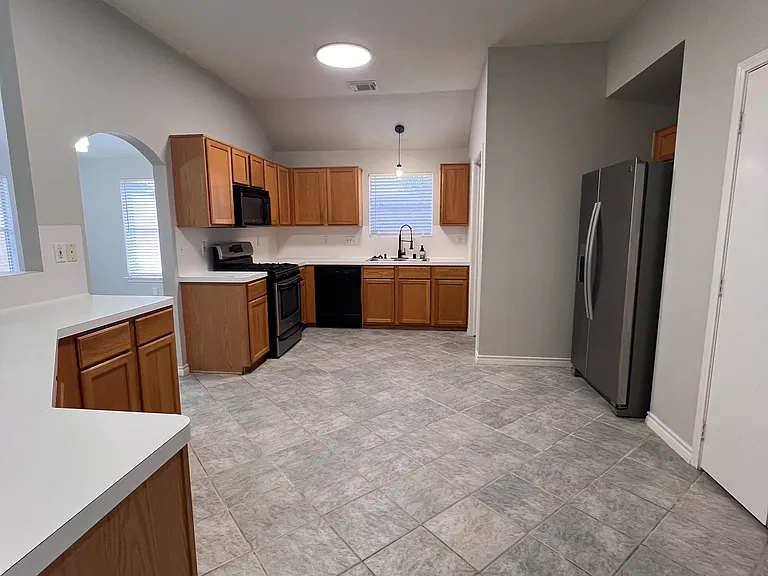 5818 Toddington Rd — Photo 12