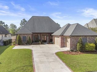 2631 Tiger Crossing Dr, Baton Rouge, LA 70810