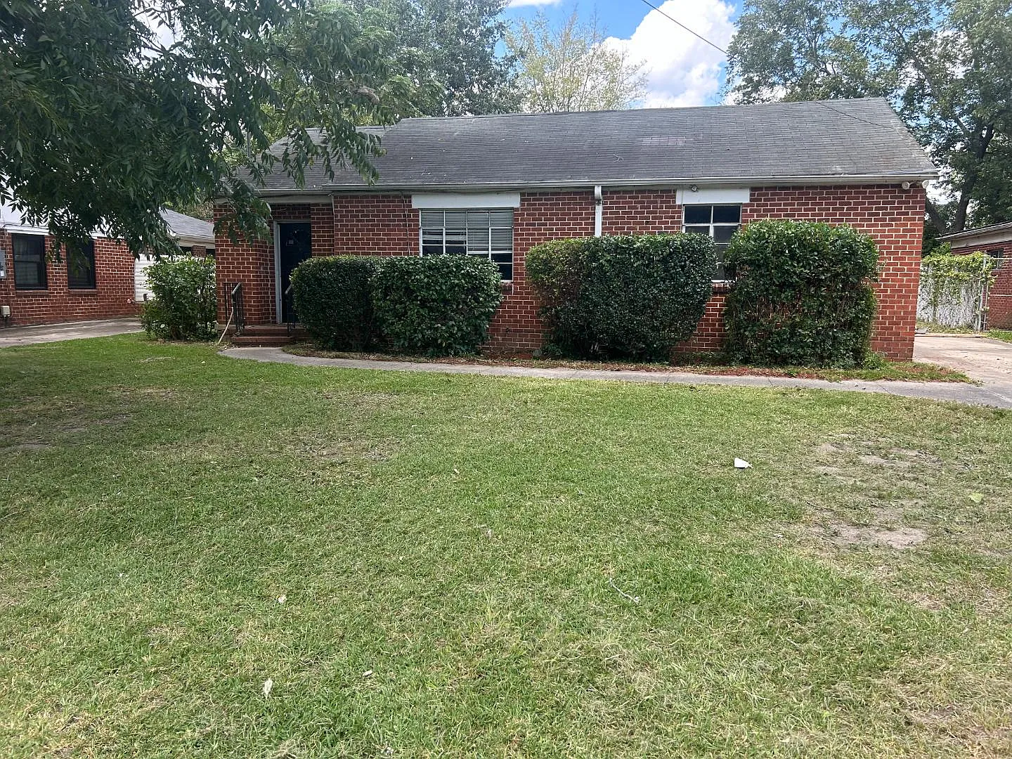 1970 Vining Cir — Photo 1