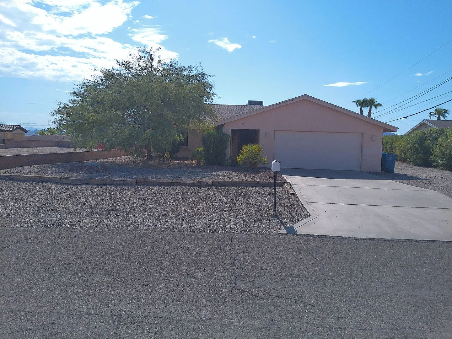 Long-Term Lake-View Rental Pool Home — Photo 1