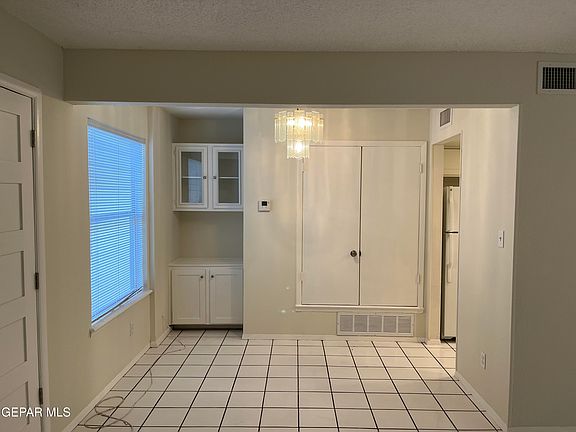 5th image of 3120 Wayside St APT D