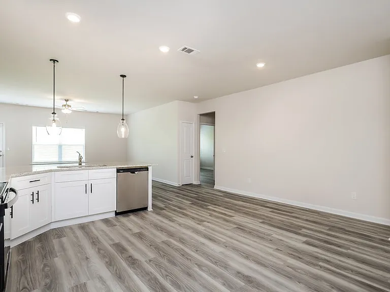 1420 Sodbuster Dr — Photo 7