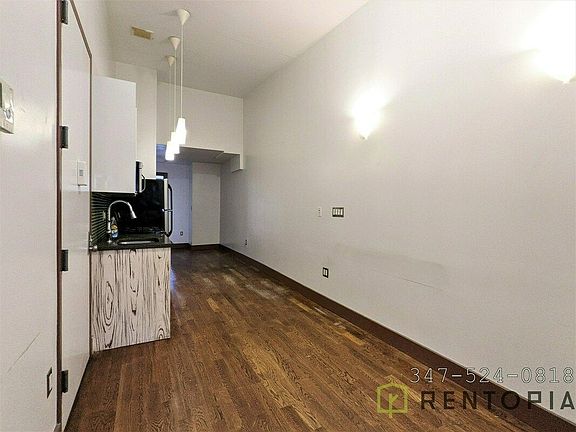 5th image of 116 Jefferson Ave #3L