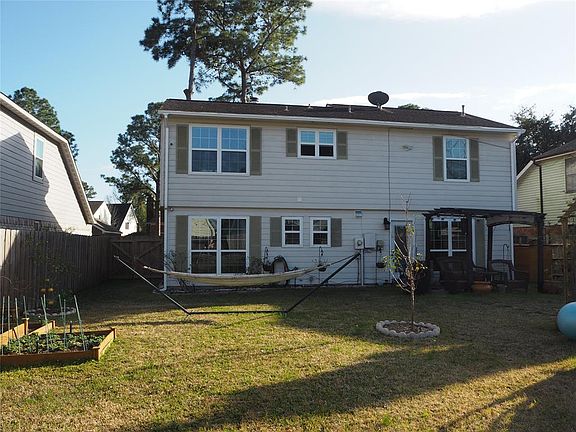 4th image of 1315 New Cedars Dr