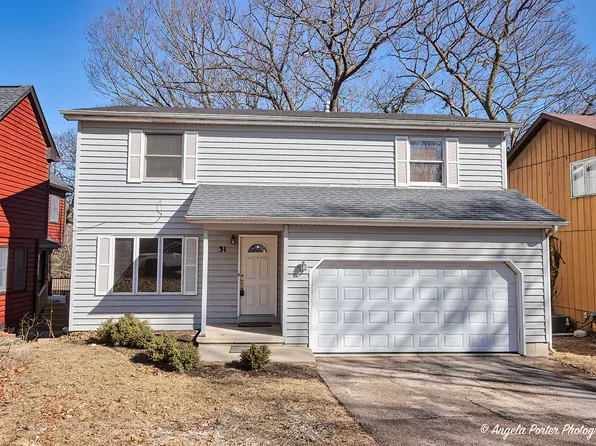 31 Troy St, Fox Lake, IL 60020