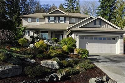 3rd image of 122 Timber Heights Dr