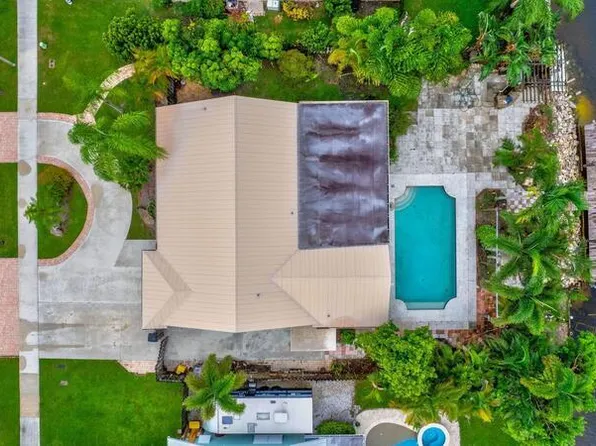 1402 Cormorant Rd, Delray Beach, FL 33444