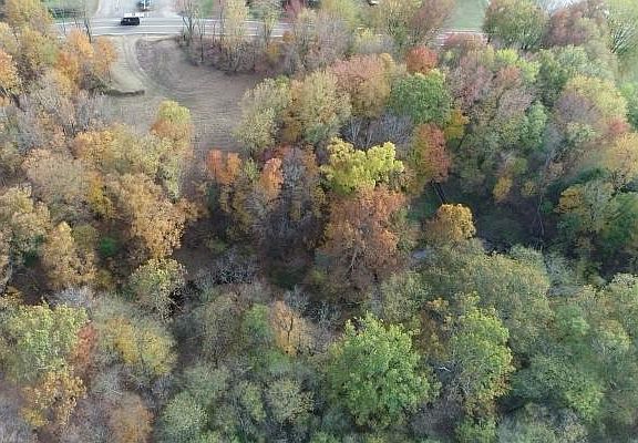 4th image of 7225 Columbus Rd