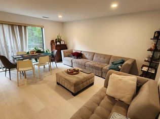 7 Dudley Ct #7, Bethesda, MD 20814