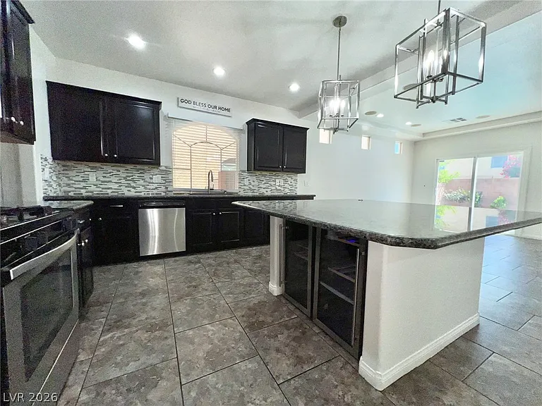 8412 Golden Amber St — Photo 8