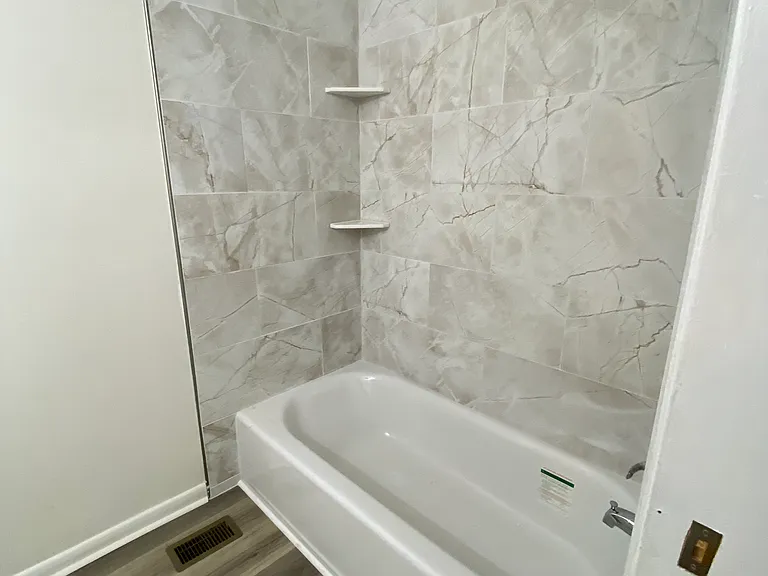2539 Old Bainbridge Rd — Photo 10