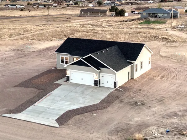 280 S Meriweather Dr, Pueblo West, CO 81007