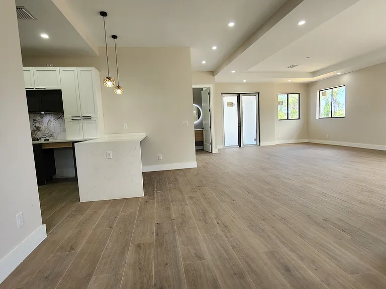 47 Brig Cir E — Photo 8