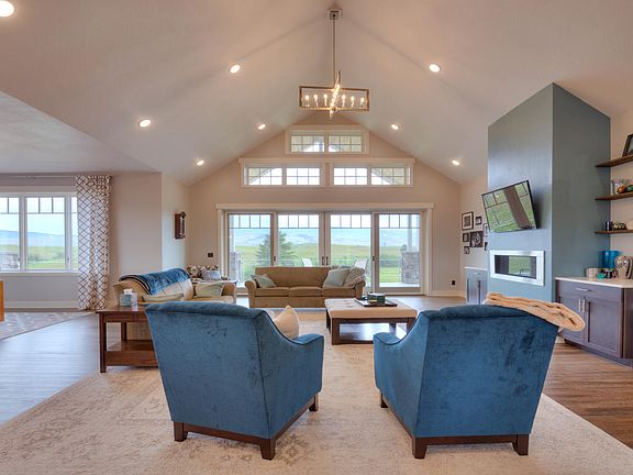 4th image of 3011 Rustler Dr