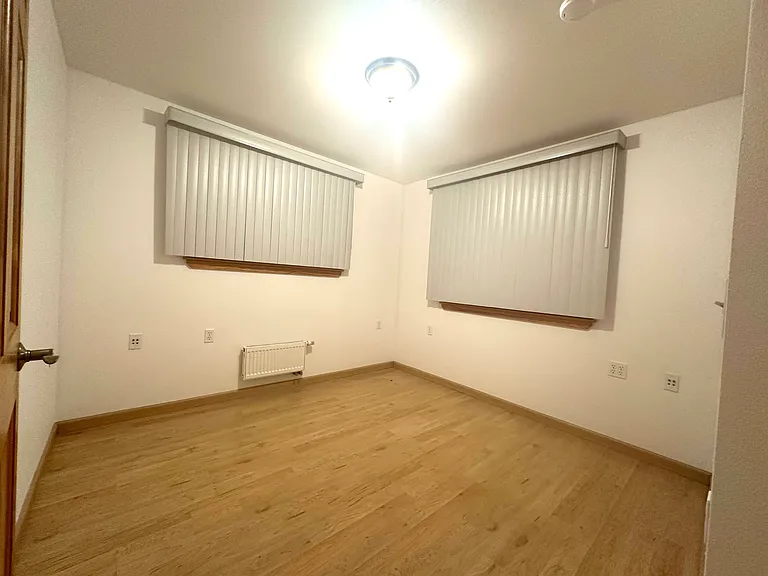 Bedroom 3 (2nd floor)