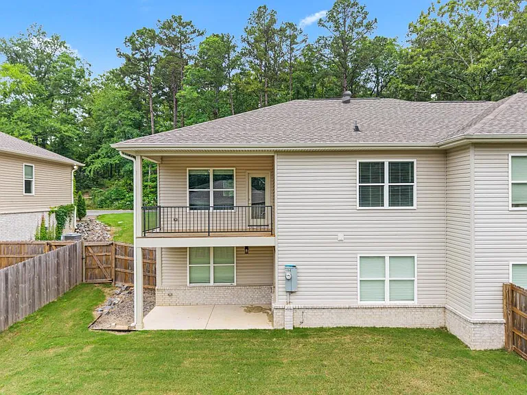 105 Pocola Dr #B — Photo 4
