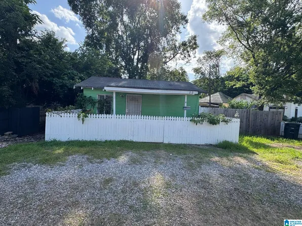 30 Omega St, Birmingham, AL 35205