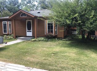 324 Michigan Ave, Colon, MI 49040