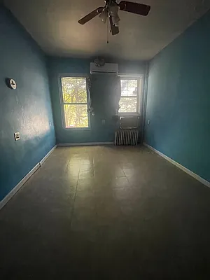 Rented by NYC LUXURY APT RENTALS CO LLC | media 8