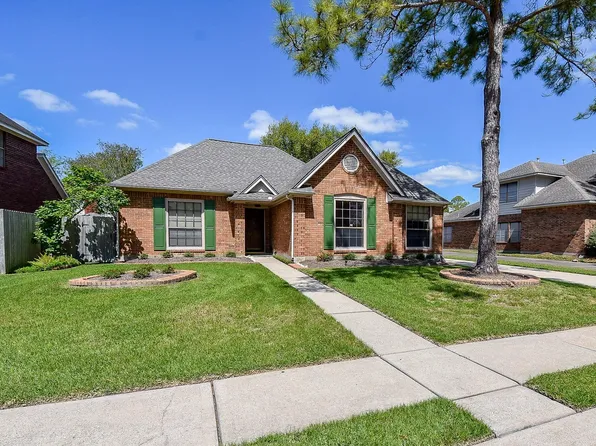 827 Knotty Elmwood Trl, Houston, TX 77062