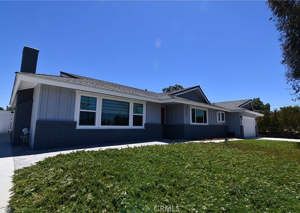 1st image of 2161 Valley View Ave