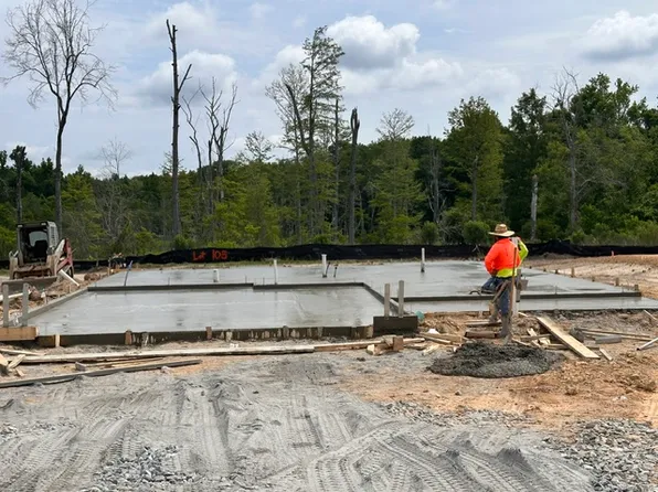202 Black Oak Dr, Smiths Station, AL 36877