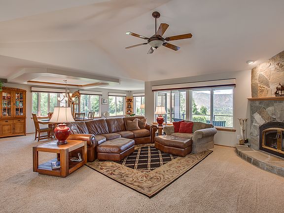 Greatroom - with Views!