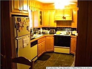 4th image of 3029 S Sherwood Forest Blvd Ste 200