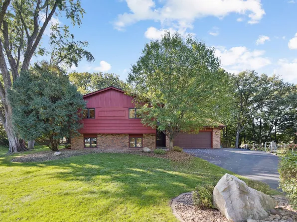 6718 Marilyn Dr N, Maple Grove, MN 55369