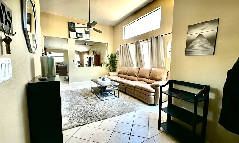 6023 Shadow Oak Dr — Photo 2