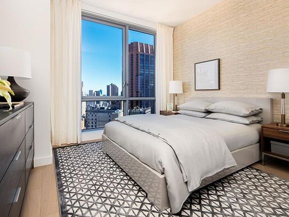 3rd image of 160 Madison Ave APT 31E