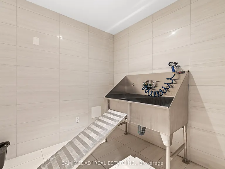 220 Missinnihe Way #807 — Photo 19